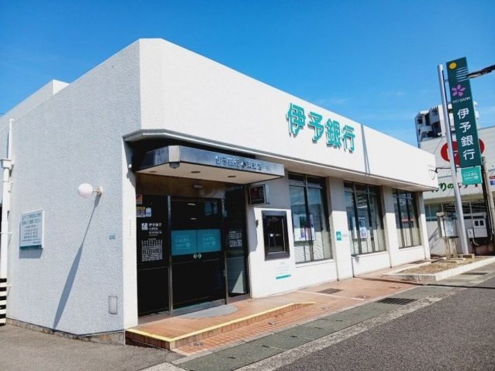 アルストロメリアの周辺