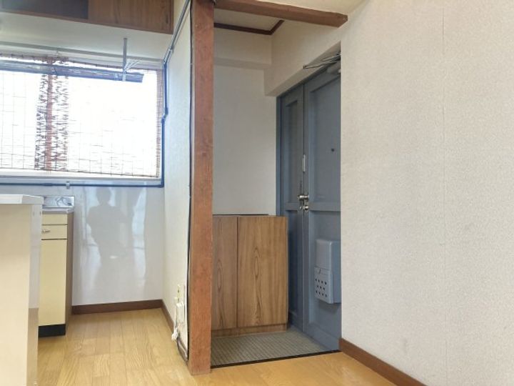 寿レジデンス・205の玄関