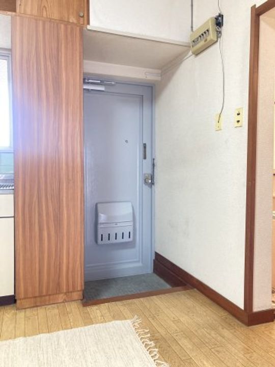 寿レジデンス・302の玄関