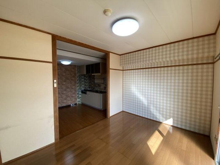 コーポ王赤403の居間