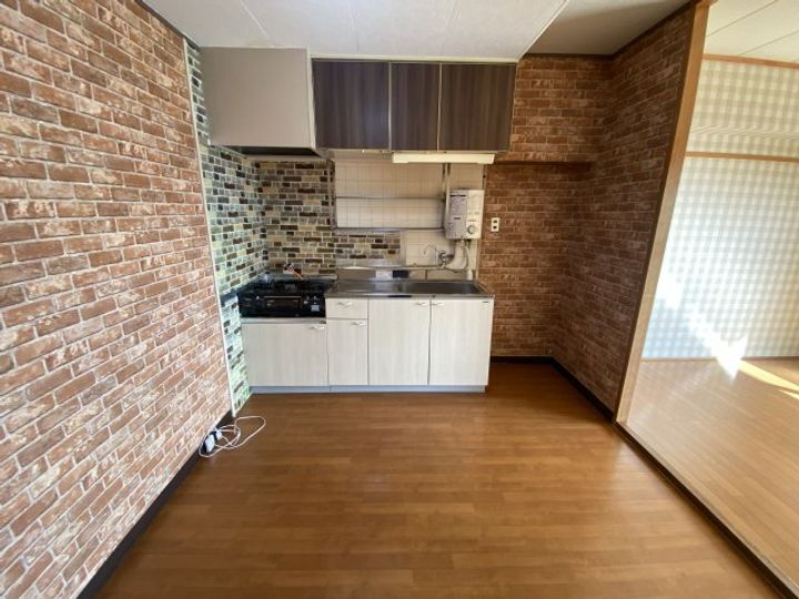 コーポ王赤403の居間