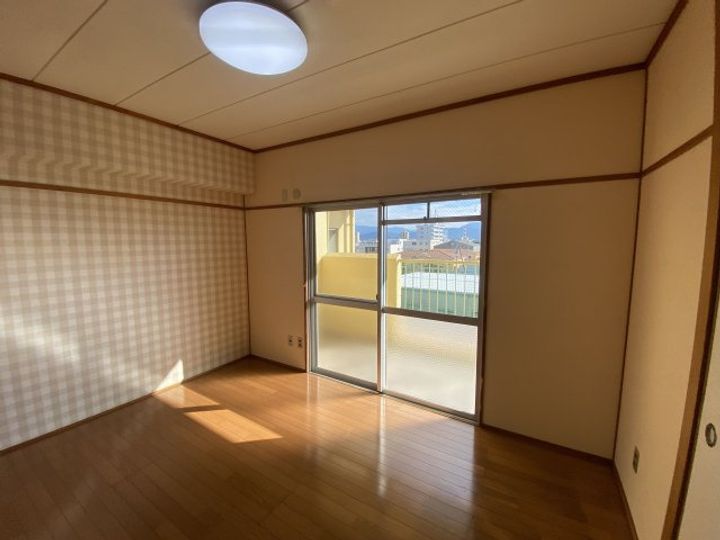 コーポ王赤403の居間