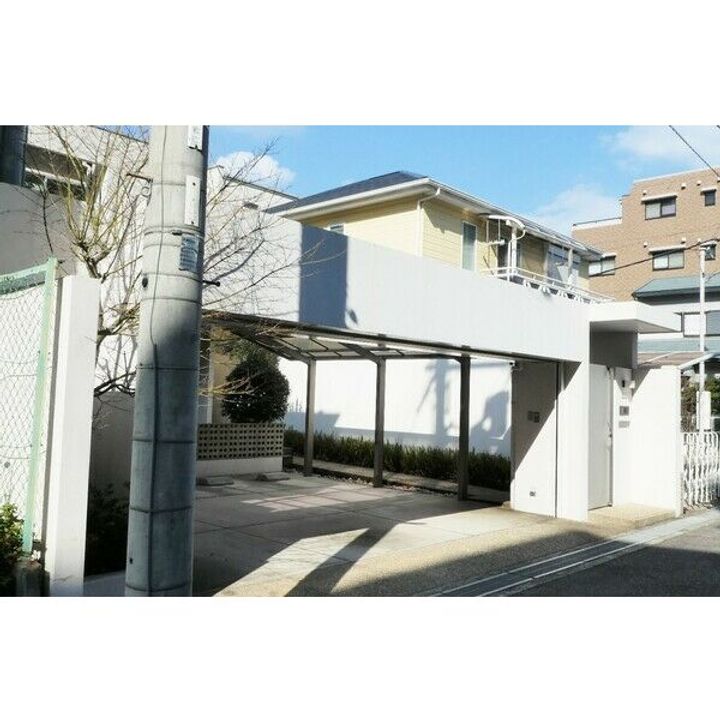 兵庫県芦屋市大原町(一戸建)の賃貸物件の外観
