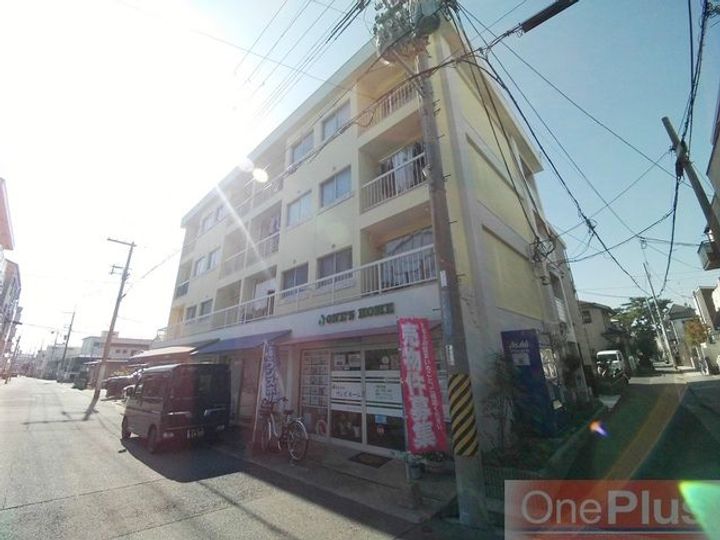 松田ビルの外観