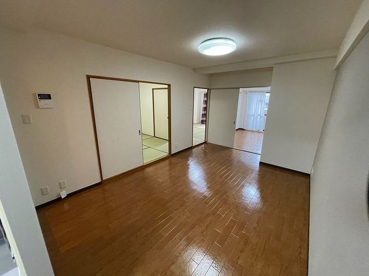 オリエントマンションの内装