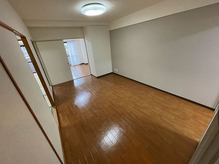 オリエントマンションの内装