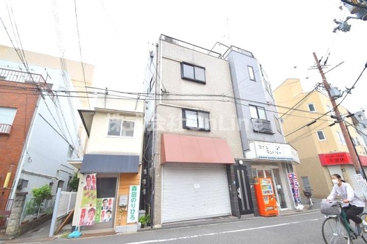 メルキュールの外観