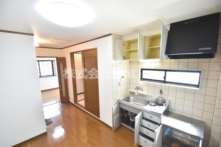 メルキュールの居間