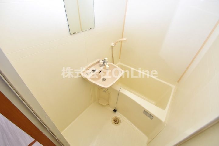 ブルグリンコート布施駅前の風呂