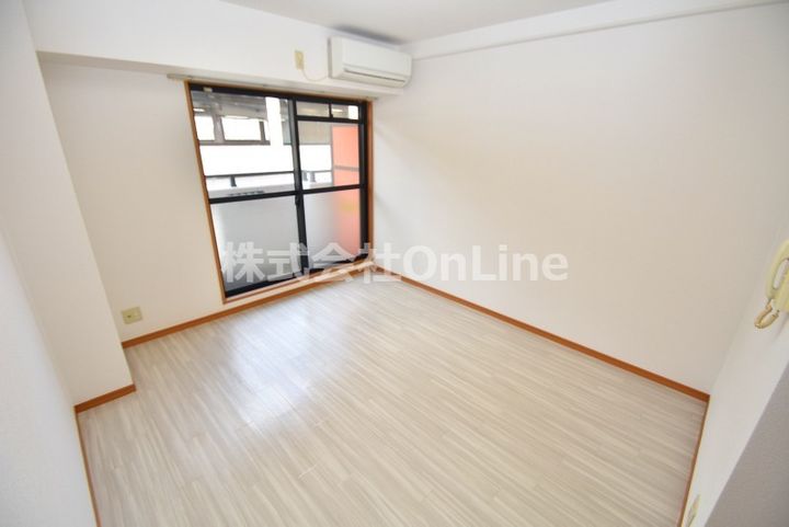 ブルグリンコート布施駅前の内装