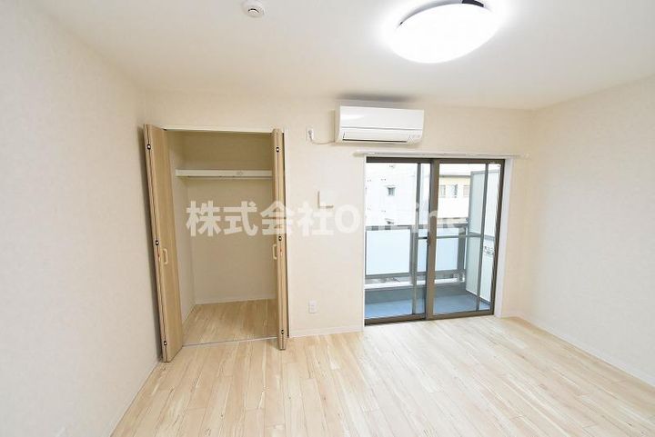 フェリーチェ下小阪の寝室