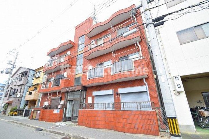 ニッコーハイツの外観