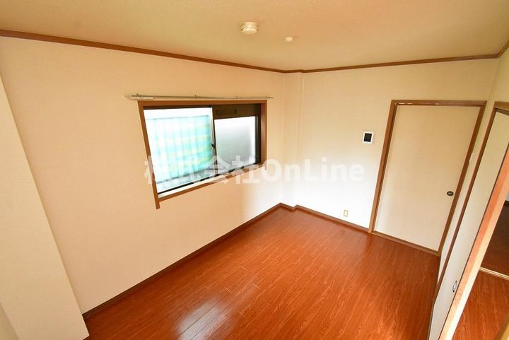 ニッコーハイツの子供部屋