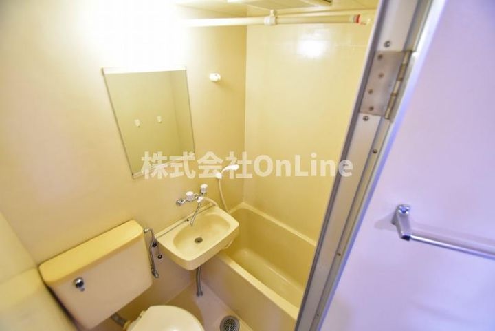 ロフティ岡田の風呂