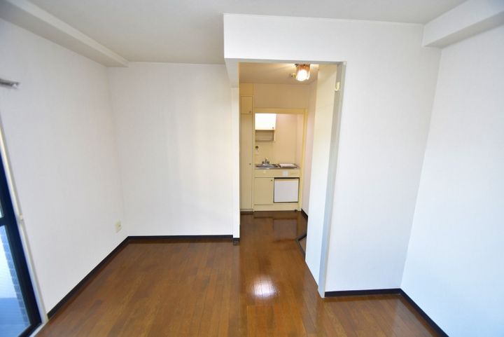 ロフティ岡田の内装