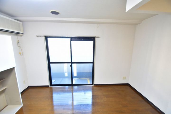 ロフティ岡田のその他画像