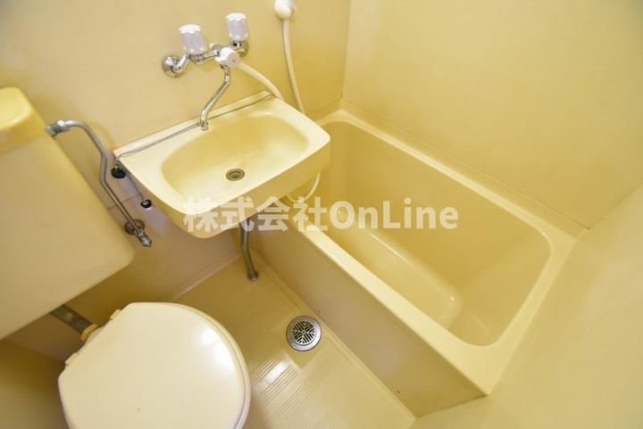 ロフティ岡田の風呂