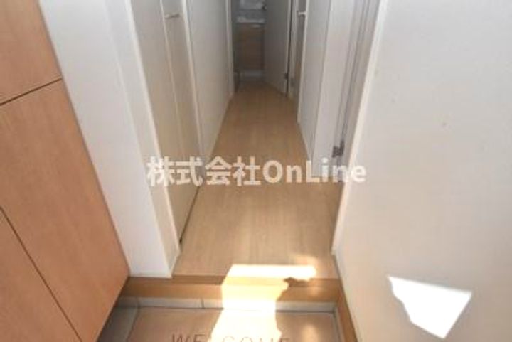 Comodo Residencia八尾南の玄関