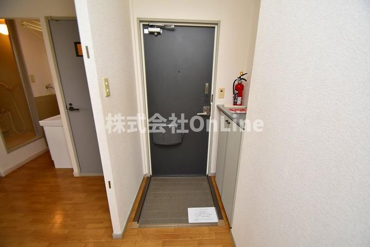 サンビレッジ森彦B棟の玄関