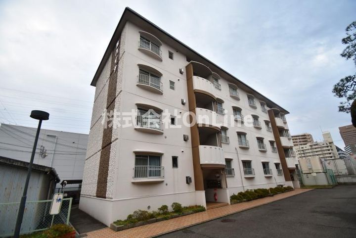 旭ハイツの外観