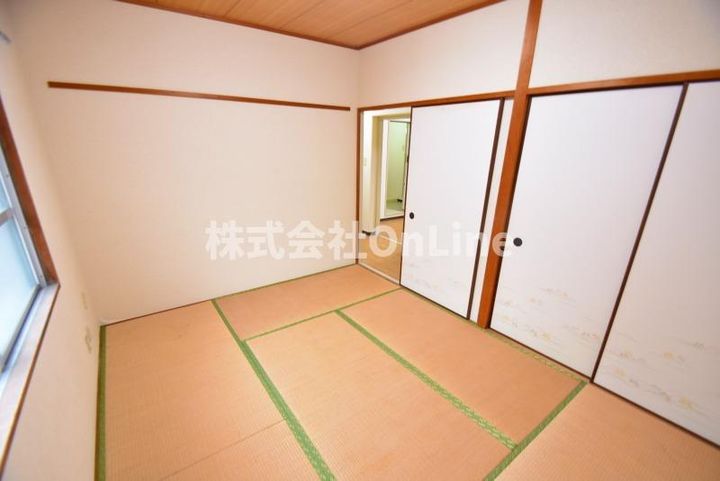 旭ハイツの内装