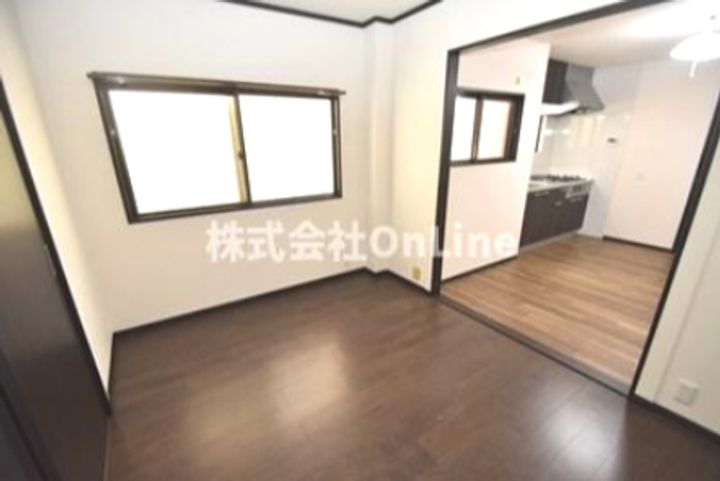 大阪府八尾市緑ヶ丘4丁目(アパート)の賃貸物件の居間