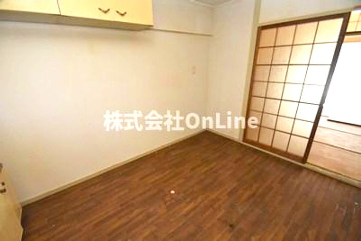 小畑コーポラスA棟の居間