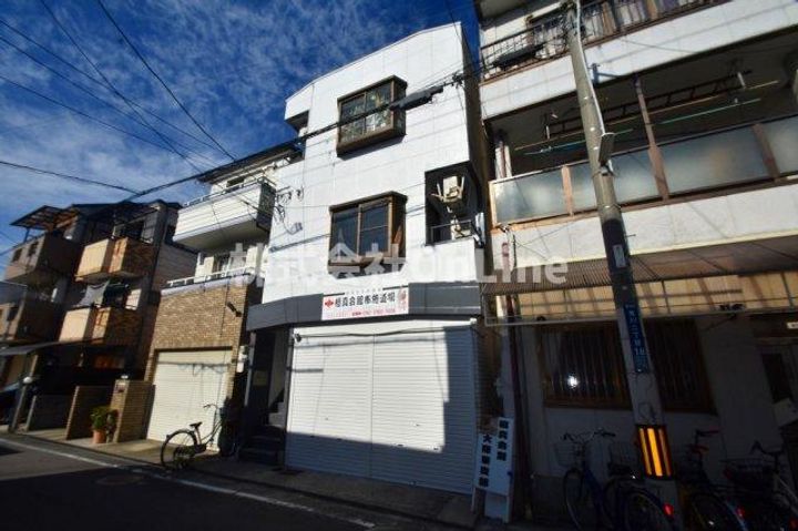 ビルドジャパン布施の外観