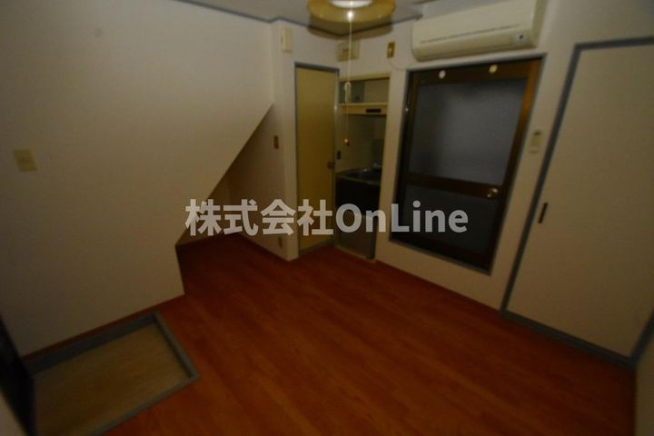 ビルドジャパン布施の居間