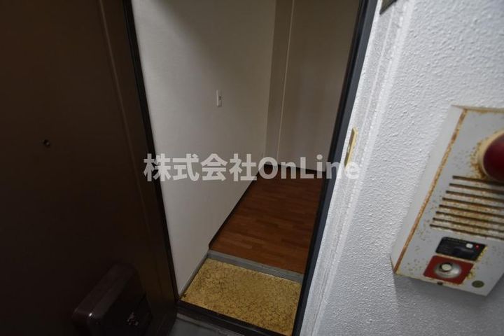 ビルドジャパン布施の玄関