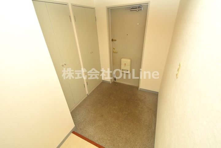 ヌベルミズノの玄関