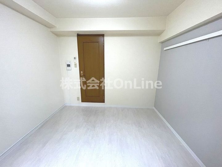 PS HIGASHI OSAKAの居間