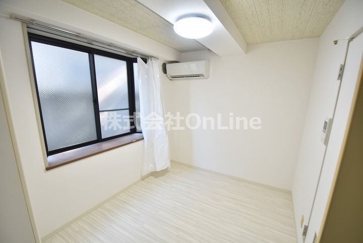 エールハウスの居間