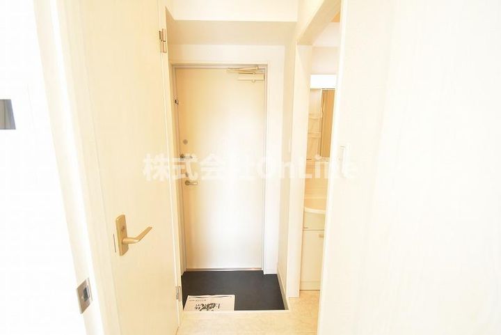 C.REST八尾の玄関