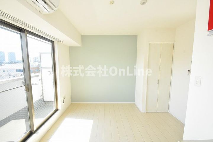 C.REST八尾の居間