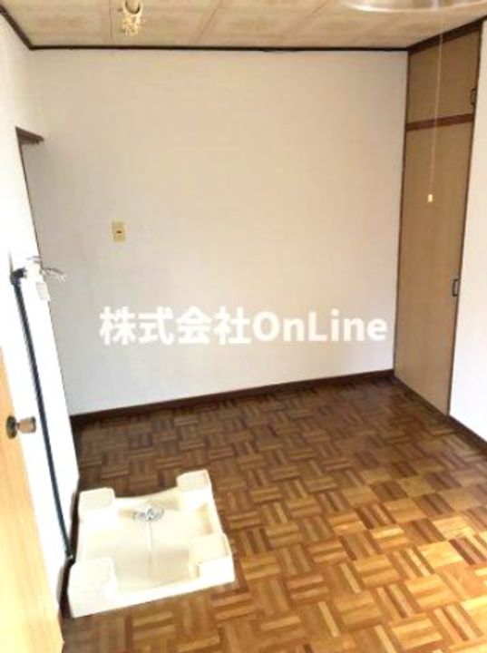 末広ハイツの居間