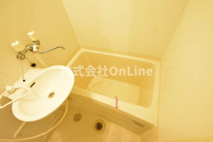 レオパレスライズ フリーの風呂
