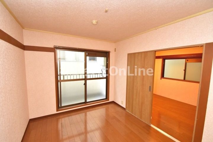 ニッコーハイツの居間