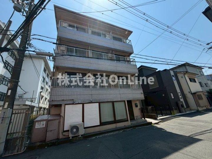 ハイツ當里家の外観