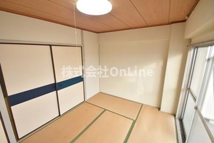 門野マンションB棟の居間