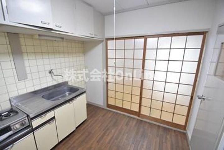 門野マンションB棟のキッチン