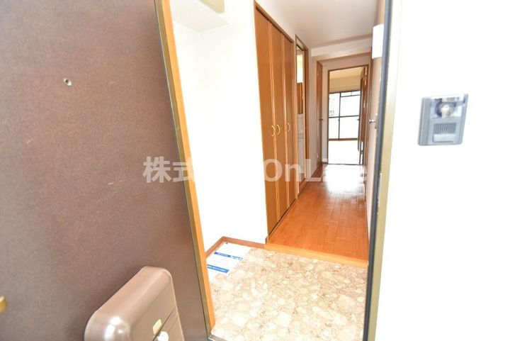 大阪府東大阪市稲葉4丁目(マンション)の賃貸物件101の玄関