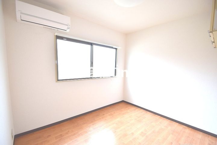 大阪府東大阪市小若江2丁目(マンション)の賃貸物件の居間