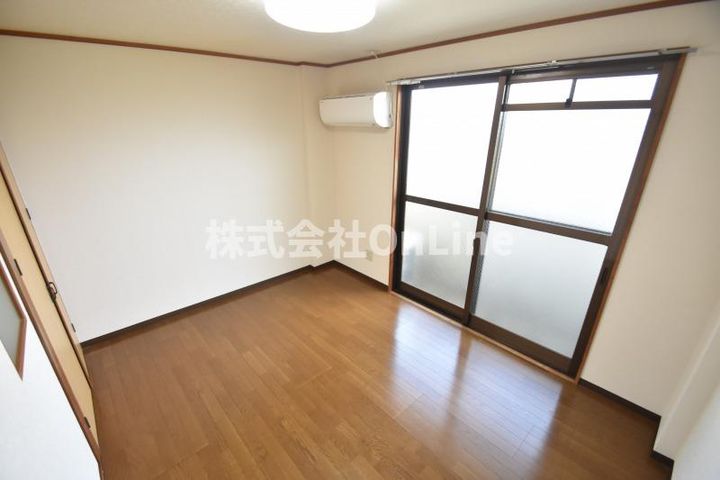 大阪府東大阪市菱屋東1丁目(マンション)の賃貸物件303の内装