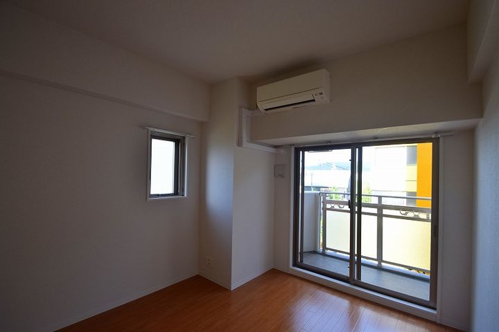 大阪府東大阪市小阪1丁目(マンション)の賃貸物件の寝室