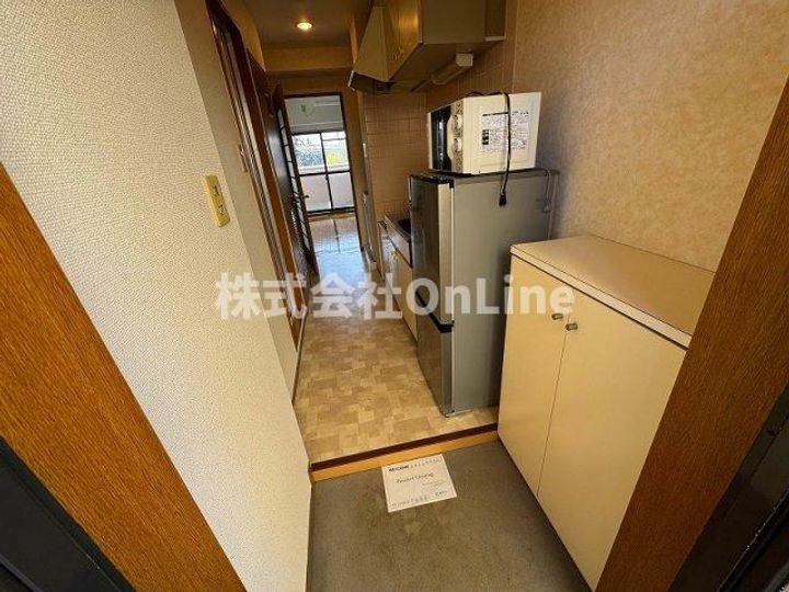 大阪府東大阪市若江西新町4丁目(マンション)の賃貸物件の玄関