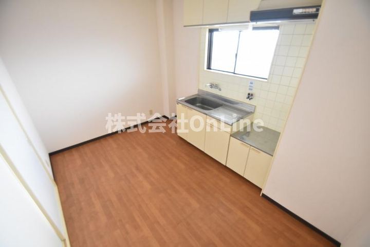 大阪府東大阪市菱屋東2丁目(マンション)の賃貸物件の内装