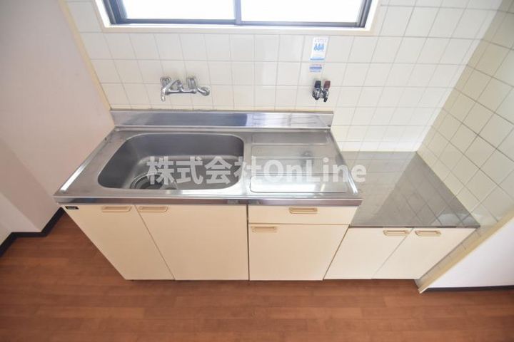 大阪府東大阪市菱屋東2丁目(マンション)の賃貸物件のキッチン