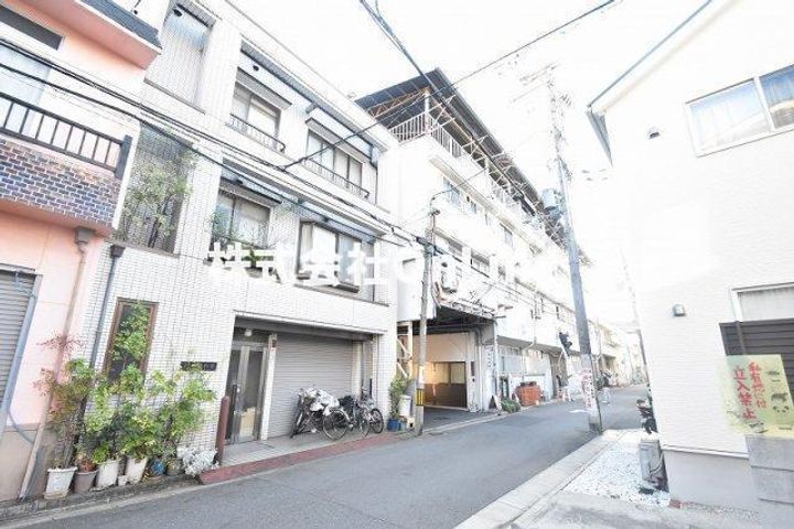 大阪府東大阪市大蓮南2丁目(マンション)の賃貸物件303の外観