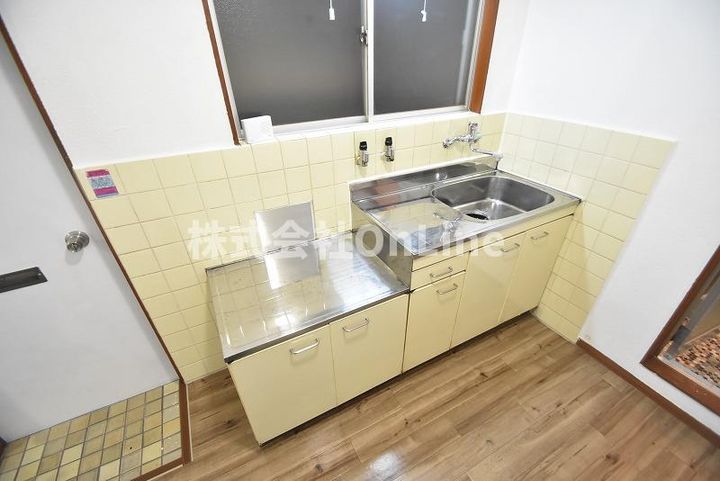 大阪府東大阪市大蓮南2丁目(マンション)の賃貸物件303のキッチン